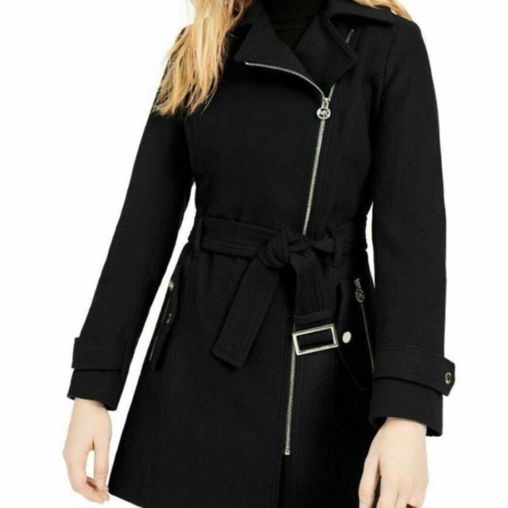 MICHAEL Kors Wool Blend Belted Coat
Size XXL Pre-owned MSRP $350